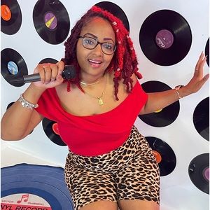 Meet your Posher, Chantique